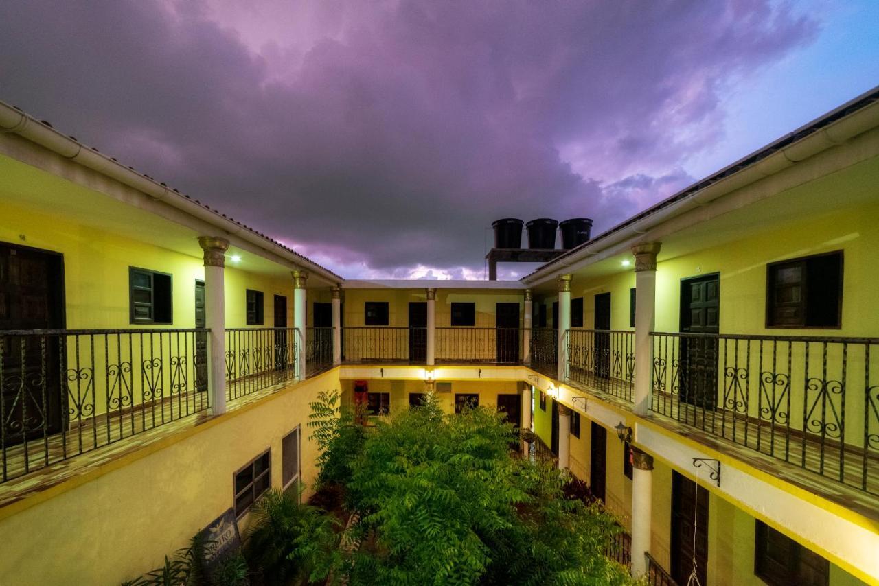 Ayenda 1305 Retro Hotel Barranquilla  Exterior foto